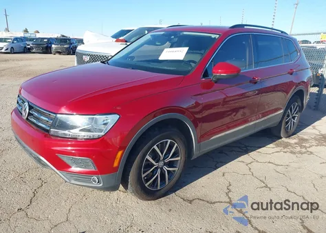 2020 Volkswagen Tiguan 2.0T Se/2.0T Se R-Line Black/2.0T Sel from USA, damaged, VIN 3VV3B7AX9LM040172
